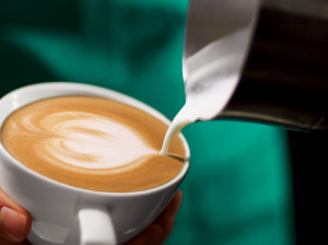 Patru motive solide să eviți Starbucks: boabe de cafea, cafea, cafea verde, cultivare, ferma, ferme, flori de cafea, fructe de cafea, padure